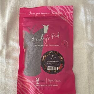 Pink Zebra Paisley's Pick Midnight Magic Wax Melts - Pink and Black